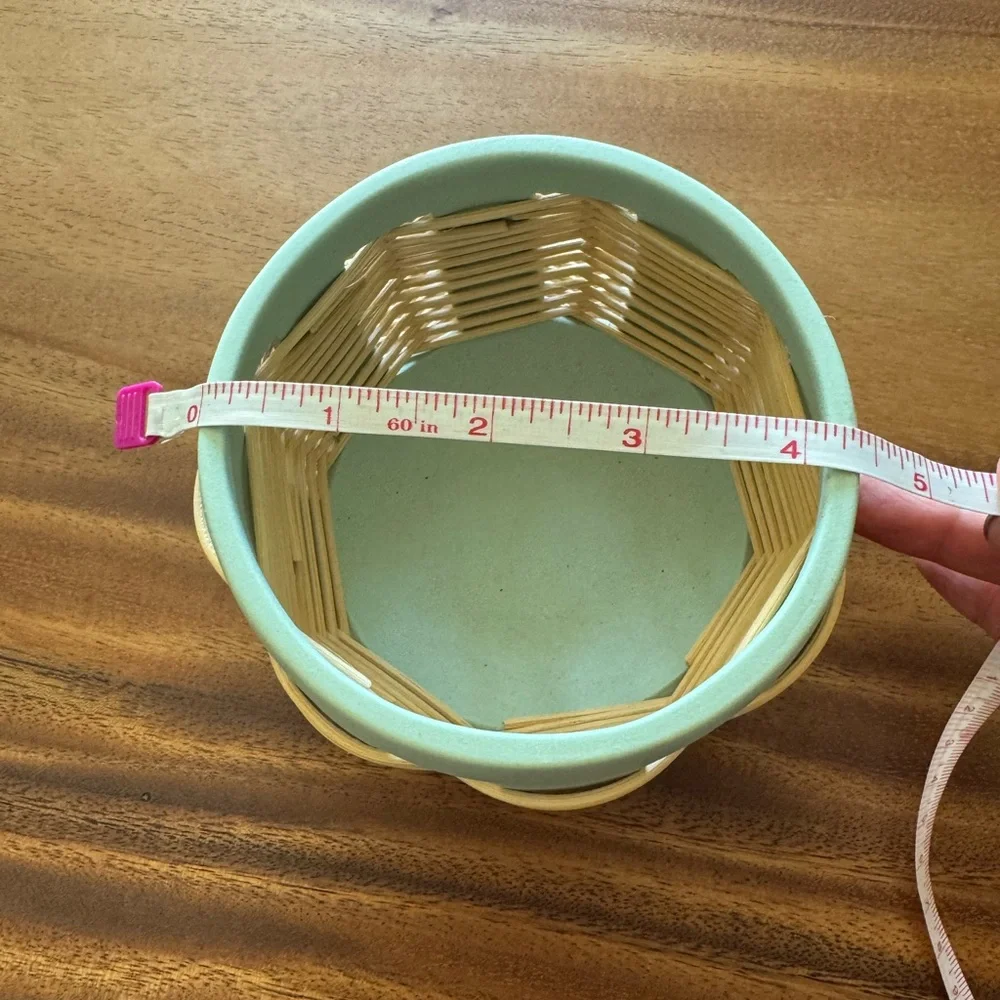 Pigeon toe ceramics woven tea candle holder
